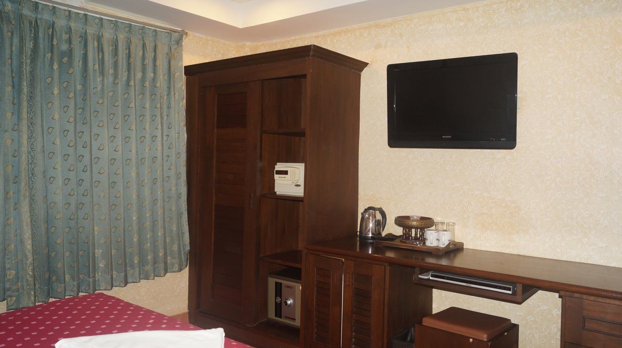 Queen Victoria Inn Pattaya Εξωτερικό φωτογραφία